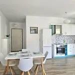 Brand New Saranda