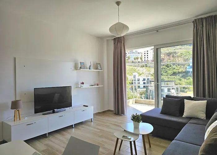 Brand New Saranda